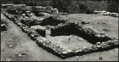 Σύναξη Μαρωνείας. Μεσοβυζαντινή μονή. Νότια πτέρυγα.