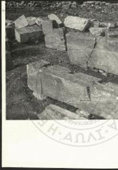 Δοκοί, γείσα