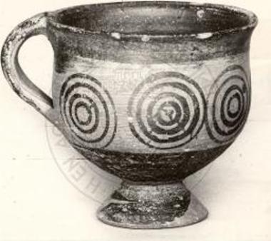 Πρωτογεωμετρικό αγγείο.
