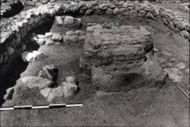 Αρχιτεκτονικά κατάλοιπα.