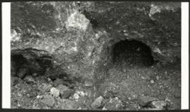 Τοξοκόρυφα ανοίγματα των θεμελίων.