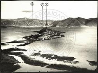 Άποψις της νήσου του Αγίου Αχιλλείου εκ της κορυφής του όρους των Ψαράδων (Νίβιτσας).