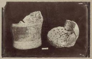 Μυκήνες, ακρόπολη, σπήλαιο. Όστρακα εκ του μεταξύ των βασιλικών τάφων των Μυκηνών ευρεθέντος σπηλαίου.