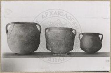 Αμνισός. Ρωμαϊκαί χύτροι.