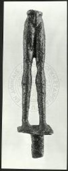 Χάλκινο ειδώλιο ανδρικής μορφής. Ο κάτω κορμός (ΜΗ 3138).