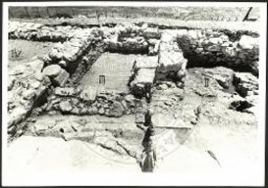 Άποψη των δωματίων ΙΙ - IV, από Δ.