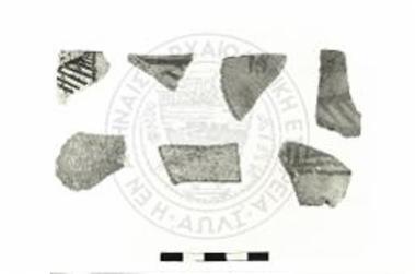 Όστρακα από κύμβες. Άνω: Δ 9, Β 32, Δ 118, ΑΠ. 22. Κάτω: Ξ 310, Γ 15, ΟΤ. 29.