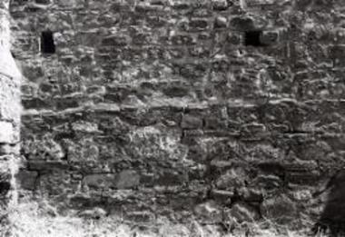 Άγιος Λέων Μεθώνης. Τοιχοδομία της νοτίας όψεως (μεταξύ των τρίτης και τετάρτης από Δ. αντηρίδων).