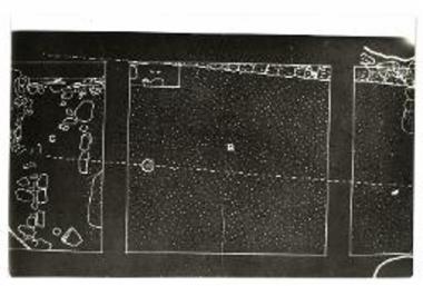 Πάρος, Κουκουναριές. Κάτοψη του εσωτερικού του ναού της Αθηνάς. Τάφροι Β και Γ.