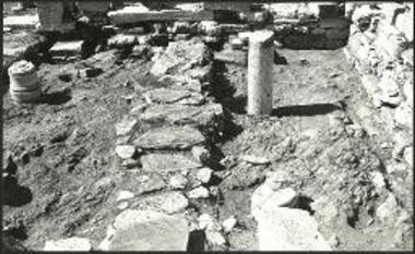 Το βόρειο κλίτος του αρχαϊκού οικοδομήματος.