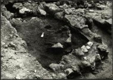 Το ΥΜ IIIΑ/Β δωμάτιο με τον κλίβανο.