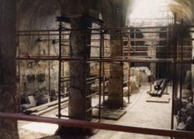 Το εσωτερικό της δεξαμενής από τα βόρεια μετά τον καθαρισμό.