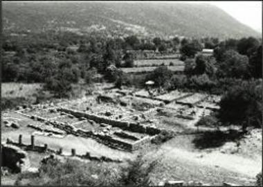 Δωδώνη. Πρυτανείο, άποψη από βορειοδυτικά (από το θέατρο).