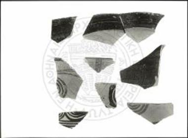 Βορειοδυτική Συνοικία, Δωμάτια Ι2 - Ι3, επίστρωση κατωφλίου, όστρακα.