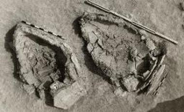 Οι ταφικοί πίθοι του εξάρματος Καμινίων.