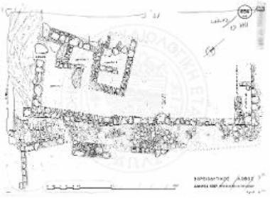 Ο βορειοδυτικός λόφος: Κτίριο Ξ και πλακόστρωτος δρόμος.