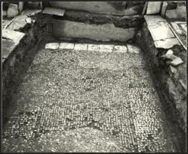 Το δυτικόν μέρος της δεξαμενής από Ανατολών.