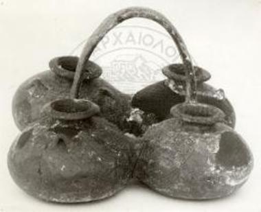 Composite vase, alabastron