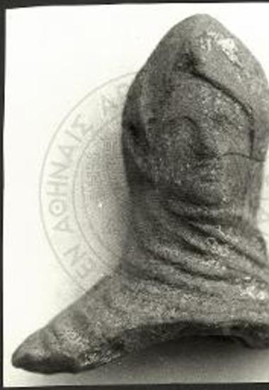 Πήλινη ιματιοφόρος κεφαλή.