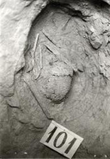 Chamber tomb