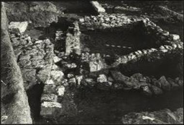 Αρχαία Άβδηρα. Εσωτερικό του βόρειου περιβόλου. Κτιριακό συγκρότημα αγρού Μακρή. Κτίριο I,II,III.