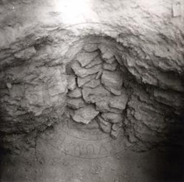 Θαλαμοειδής τάφος