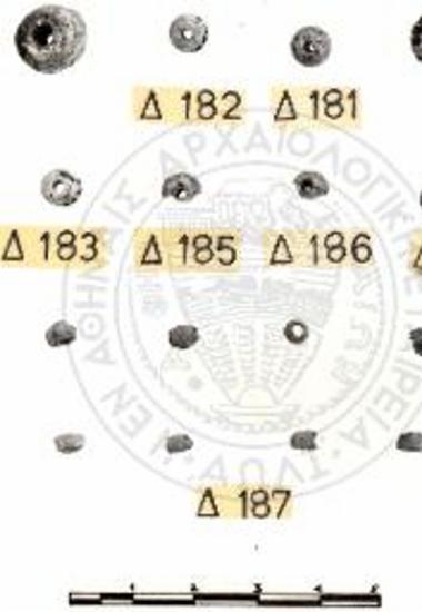 Περατή. Το νεκροταφείον. Χάνδραι του τάφου 141.