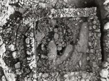 ΒΔ τομεύς (αι κοιλότητες των βράχων και τα υπερκείμενα κτίσματα).