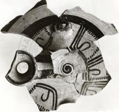 ΥΕ ΙΙΙΒ ψευδόστομος αμφορεύς (αριθ. 795).