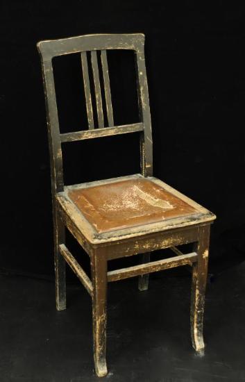 Καρέκλα πιάνου Εύας Σικελιανού