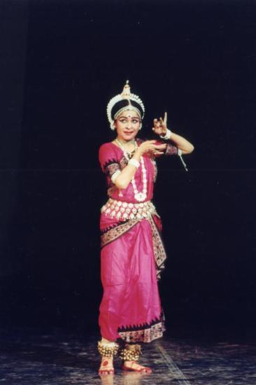 Κλασικός χορός Odissi (Orissi) από την Ορίσσα της Ινδίας με την Sanjucta Panigrahi
