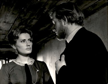 1ο Διεθνές Φεστιβάλ Κινηματογράφου 1972 Ταινία Crime and Punishment:Φωτογραφία 1