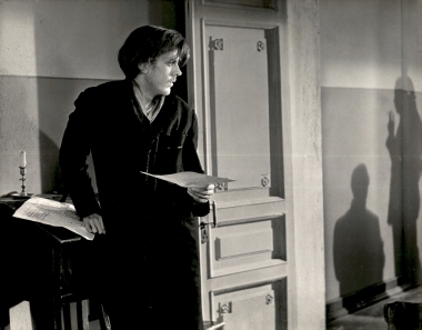 1ο Διεθνές Φεστιβάλ Κινηματογράφου 1972 Ταινία Crime and Punishment:Φωτογραφία 2