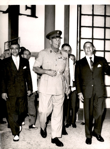 25η ΔΕΘ Επίσκεψη Βασιλέως Παύλου 1960:Φωτογραφία 3