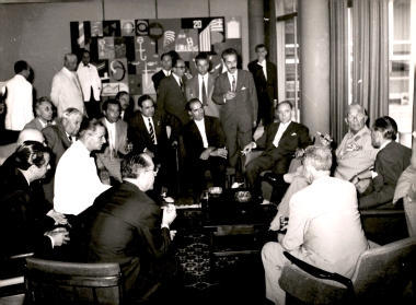 25η ΔΕΘ Επίσκεψη Βασιλέως Παύλου 1960:Φωτογραφία 16