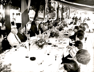 26η ΔΕΘ`61 Εγκαίνια Παρουσία Του Βασιλεία: Φωτογραφία 15