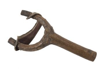 Σφενδόνη (197)