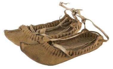 Τμήμα ενδυμασίας (υπόδεση)