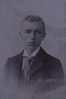 Πορτρέτο του Αλέξανδρου Ρίζου Ραγκαβή στην ηλικία των 16 χρόνων (1896/97)