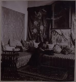 Το σαλόνι της οικίας Ρίζου Ραγκαβή στη Χαλέπα Χανίων