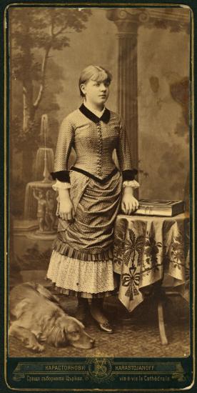 Πορτρέτο νεαρής κοπέλας