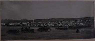 Επιθεώρηση της Κρητικής Πολιτοφυλακής από τον Ύπατο Αρμοστή Κρήτης Αλέξανδρο Ζαΐμη