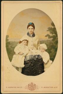 Πορτρέτο κυρίας με τα παιδιά της