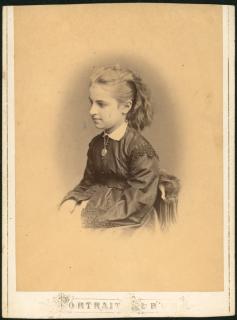 Πορτρέτο νεαρού κοριτσιού
