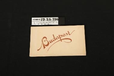 Μπλοκ με επιστολικά δελτάρια - μπλοκ χάρτινο που περιέχει 10 καρτ ποστάλ με αξιοθέατα της Βουδαπέστης. Στο εξώφυλλο φέρει επιγραφή 