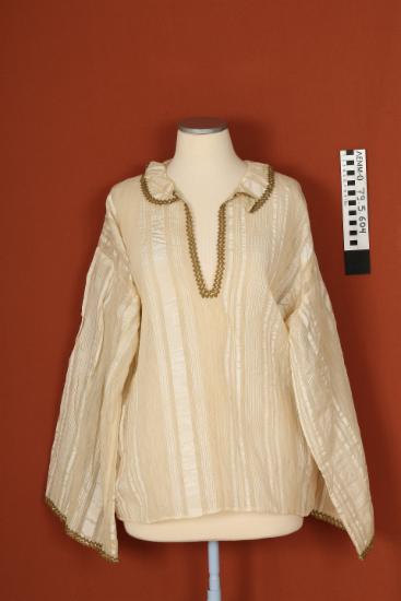 Πουκάμισο - πουκάμισο γυναικείο μεταξωτό, υφαντό, ουγιωτό μπεζ με ενυφασμένες εκρού ρίγες, κοντό, με φαρδιά μανίκια, γιακά, κάθετο μπροστινό κοντό άνοιγμα και επίρραπτη διακόσμηση με σιρίτι χρυσαφί