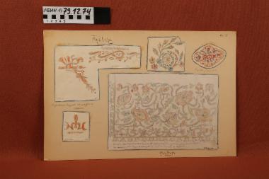 Σχέδια - τέσσερα σχέδια κεντημάτων και ένα σχέδιο καρφίτσας, επικολλημένα σε χαρτόνι, από την περιοχή της Πρέβεζας και της Κύθνου