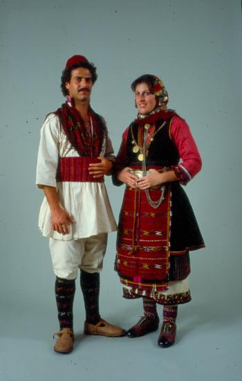 Costumes, Orini Serres