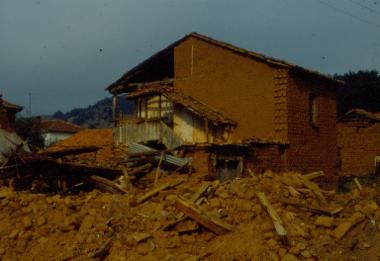 Έρευνα στα χωριά της Καστοριάς