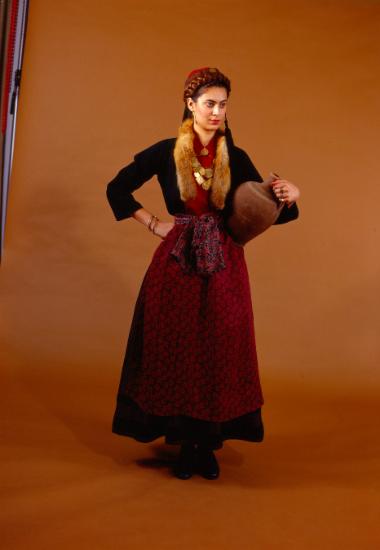 Γυναικεία φορεσιά Γερακίνας Ν. Σερρών